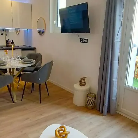 Appartement Romantique Chic 150m Patio