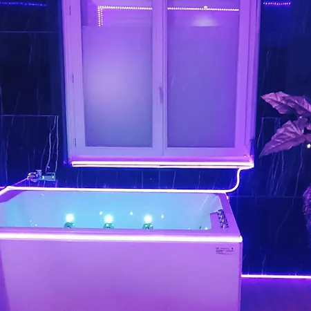 Romantique Chic 150m Patio Appartement *